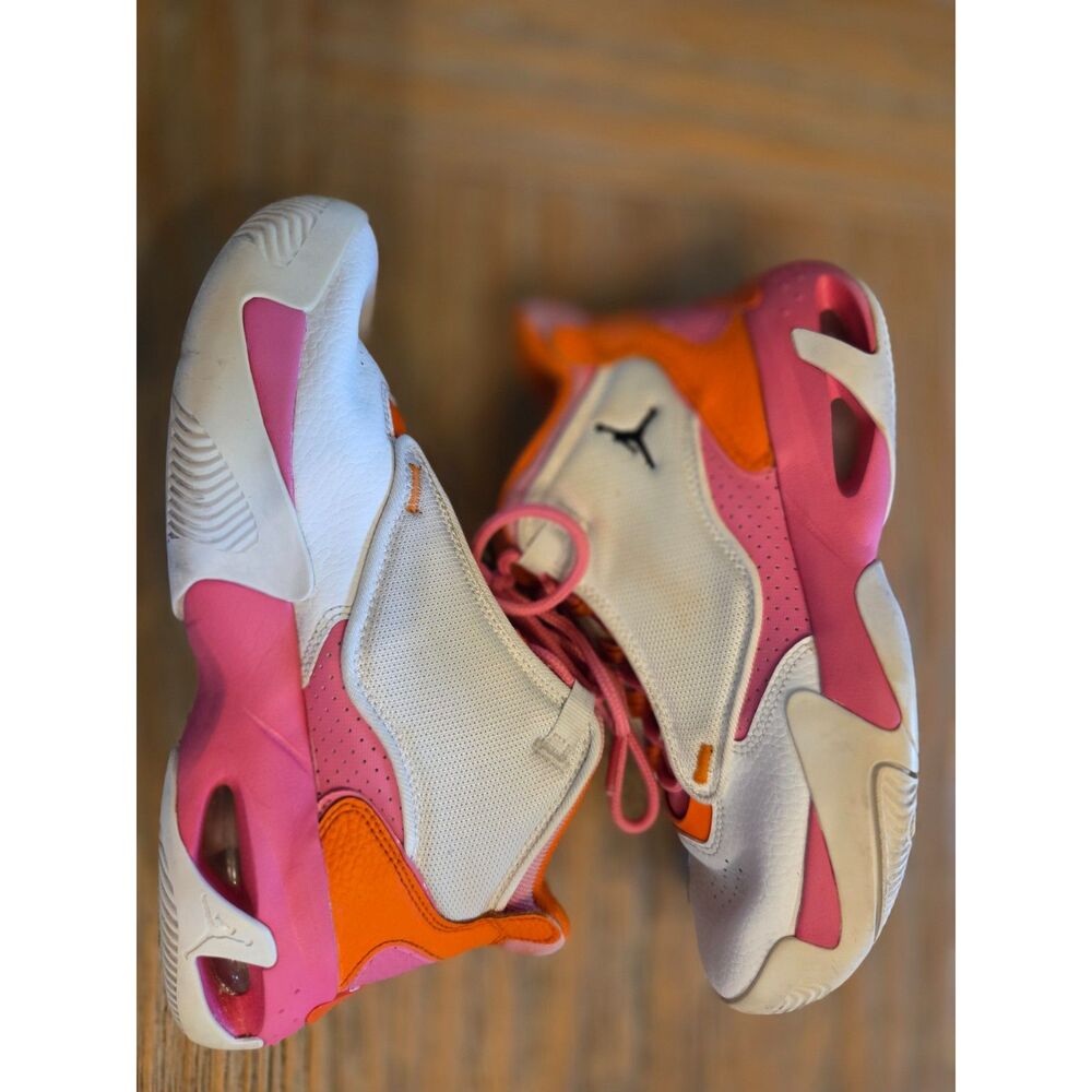 Nike Air Jordan Max Aura, Size 5Y, DV0490-168,